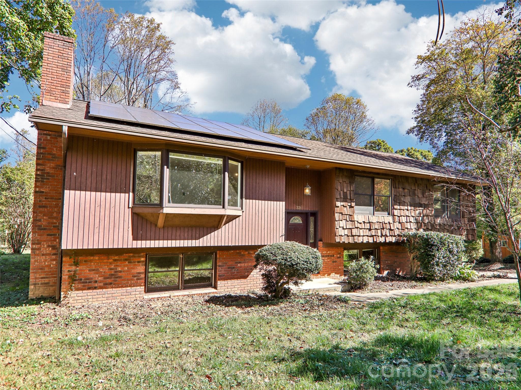 Single Family Residence at 331 Woody Lane, Asheville, photo 2 of 33
