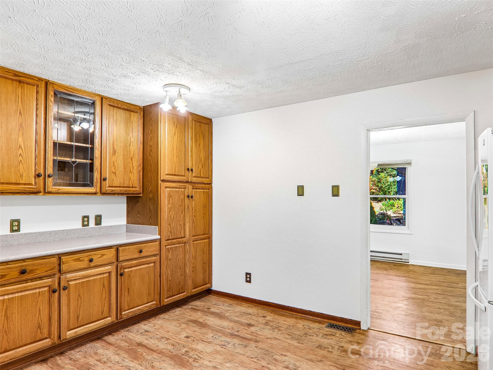 Single Family Residence at 331 Woody Lane, Asheville, photo 11 of 33