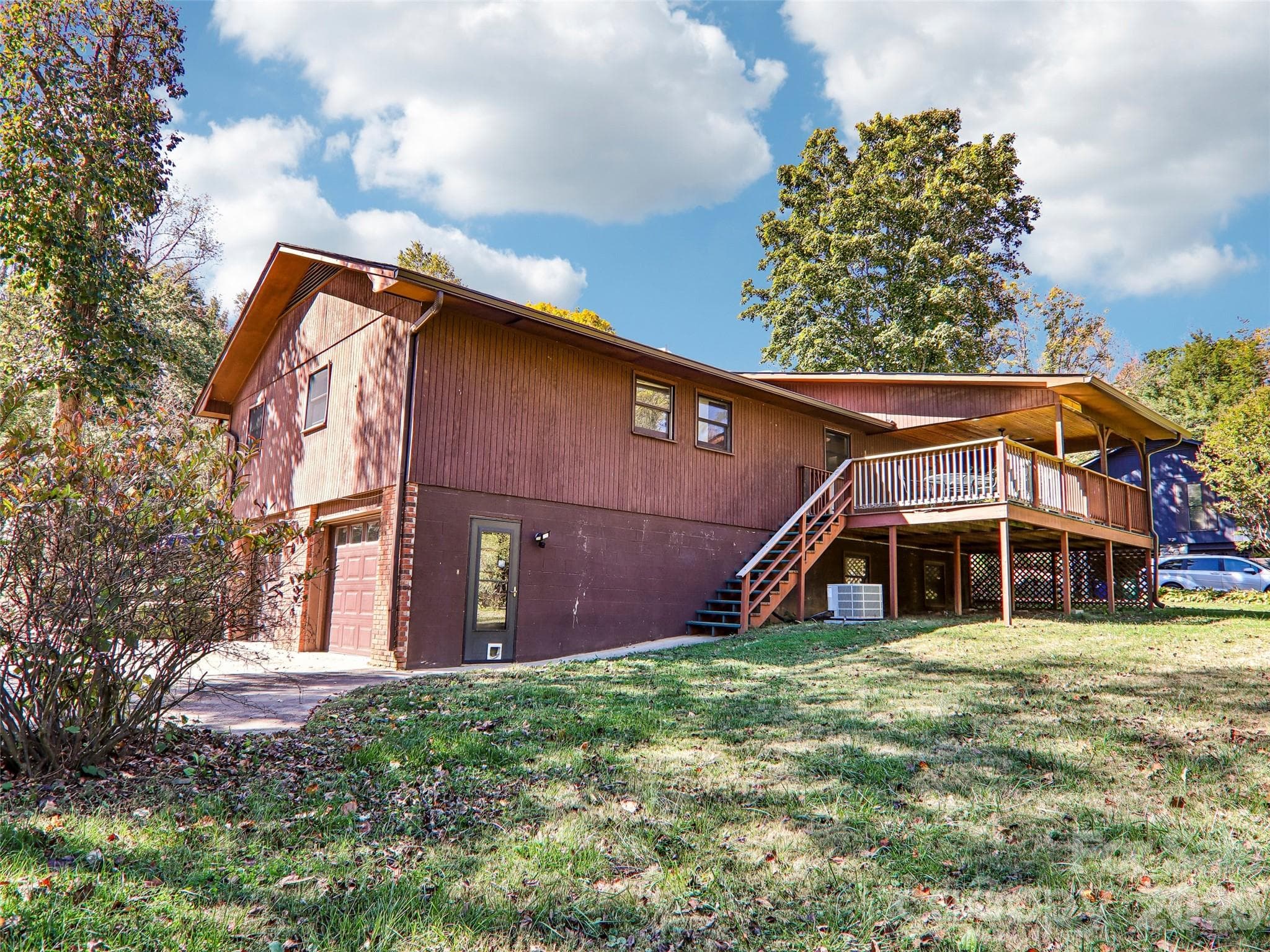 Single Family Residence at 331 Woody Lane, Asheville, photo 30 of 33