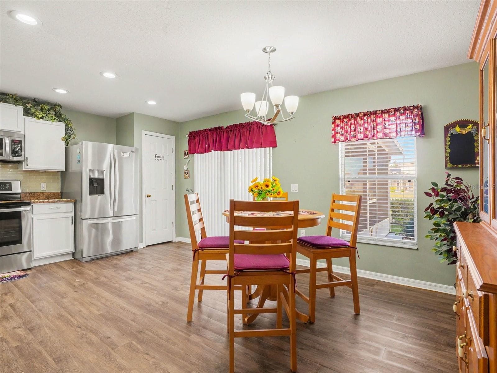 Single Family Residence at 2608 WHITEWOOD RD, MULBERRY, photo 11 of 30