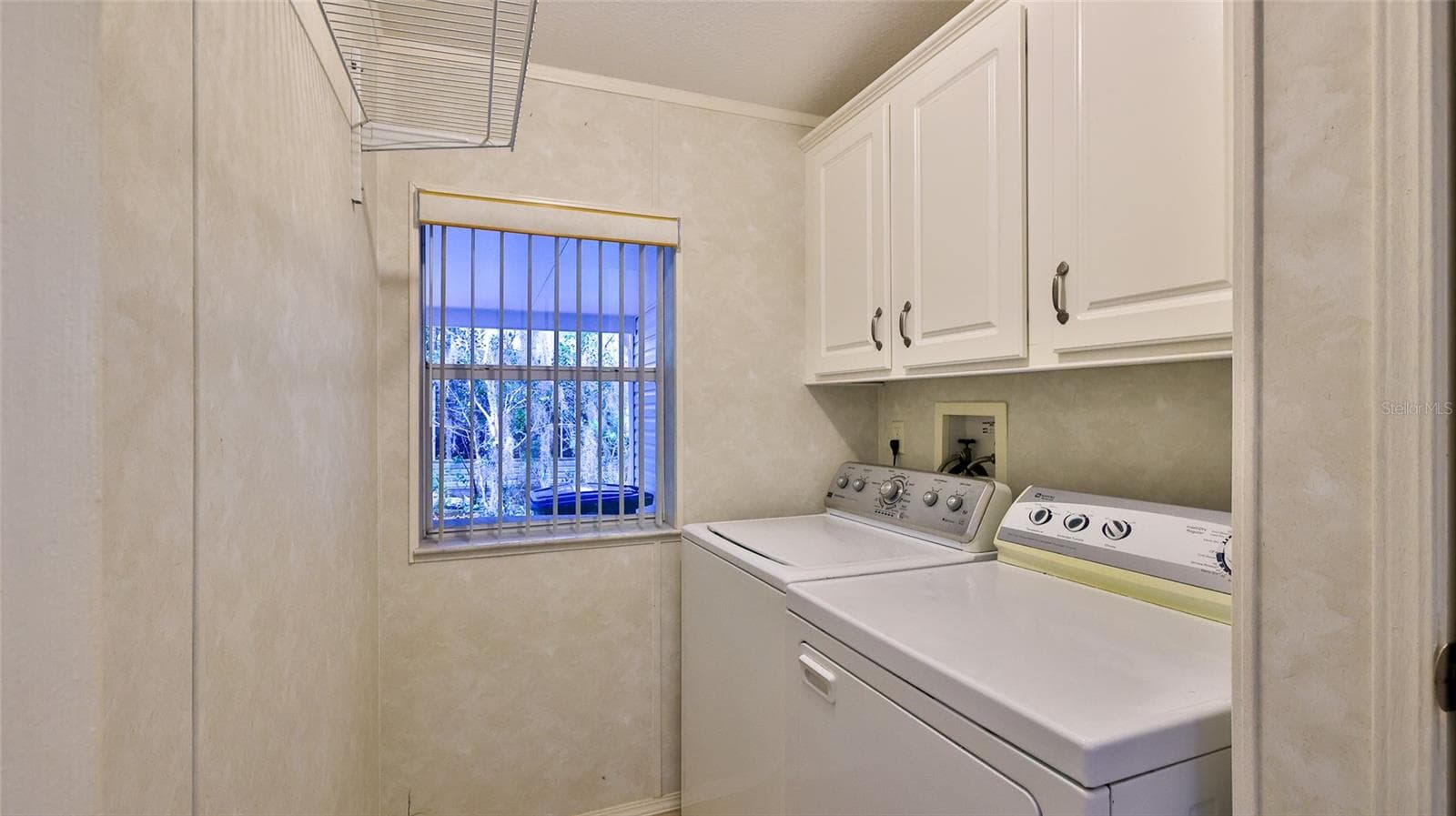 Manufactured Home at 308 OYSTER REEF CT, OAK HILL, photo 16 of 54