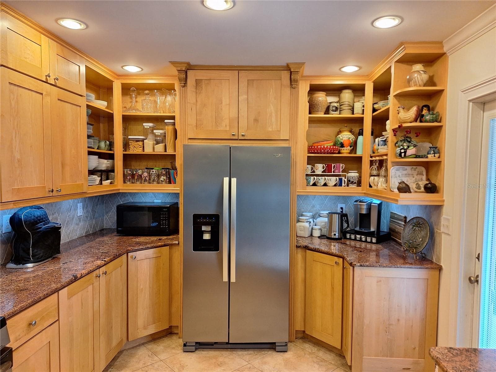 Kitchen. - 456 W 10TH AVE, MOUNT DORA