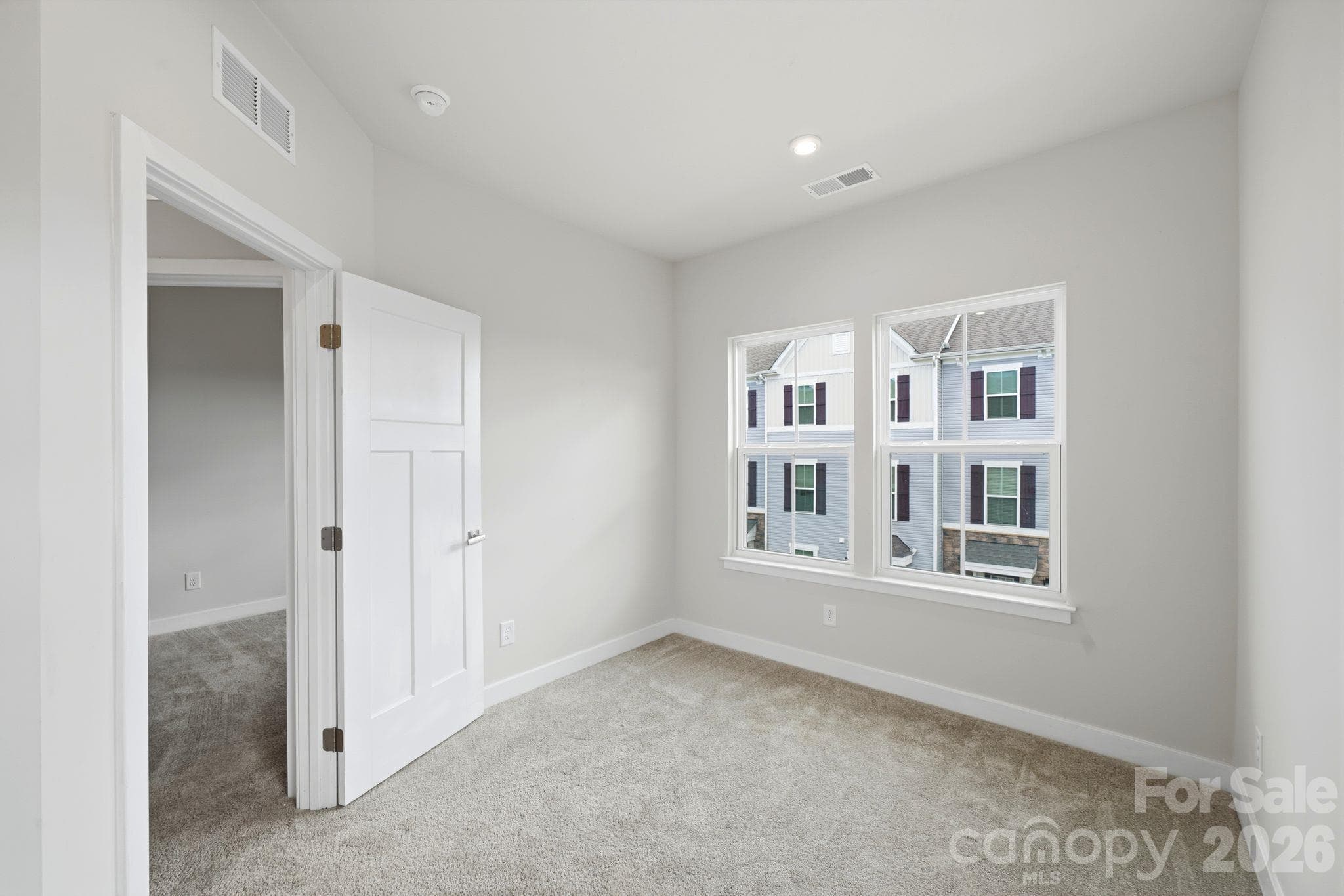 Townhouse at 9302 Mallard Mills Drive, Charlotte, photo 18 of 38