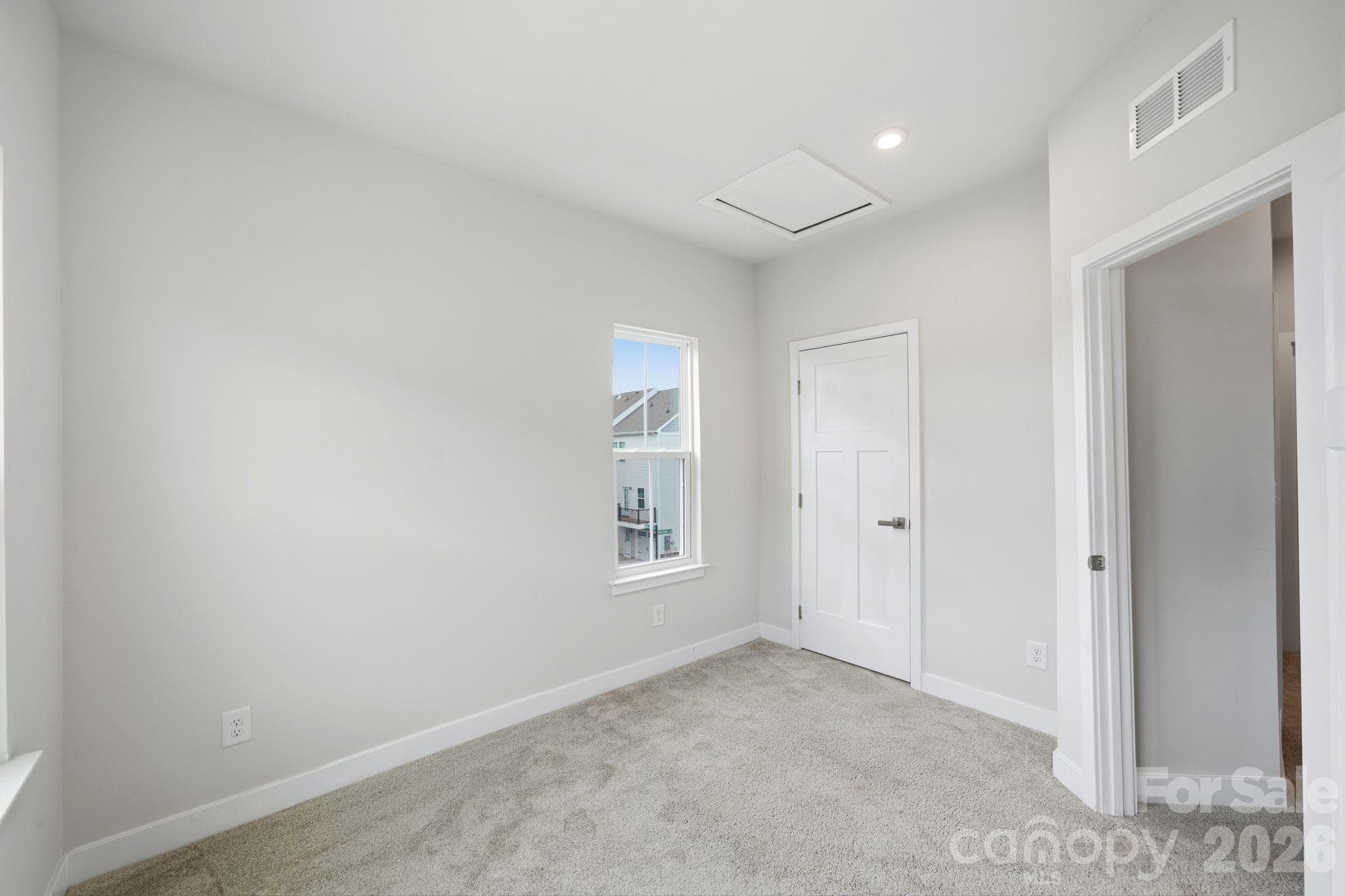 Townhouse at 9302 Mallard Mills Drive, Charlotte, photo 19 of 38