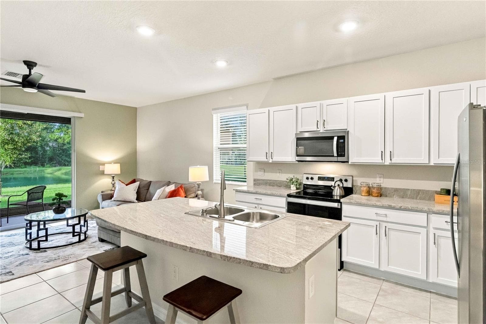 Townhouse at 32903 PEZ LANDING LN, WESLEY CHAPEL, photo 4 of 32
