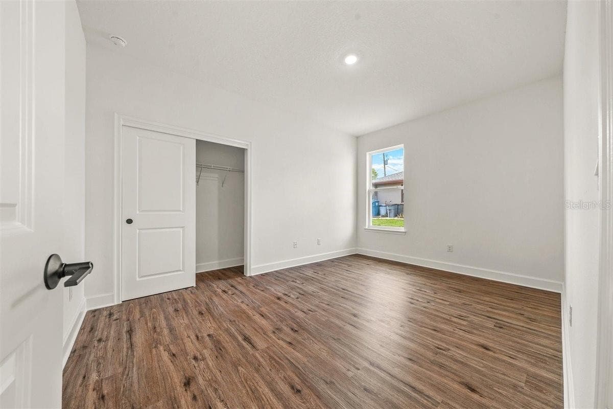 Single Family Residence at 10459 ABBEVILLE ST, SPRING HILL, photo 25 of 48