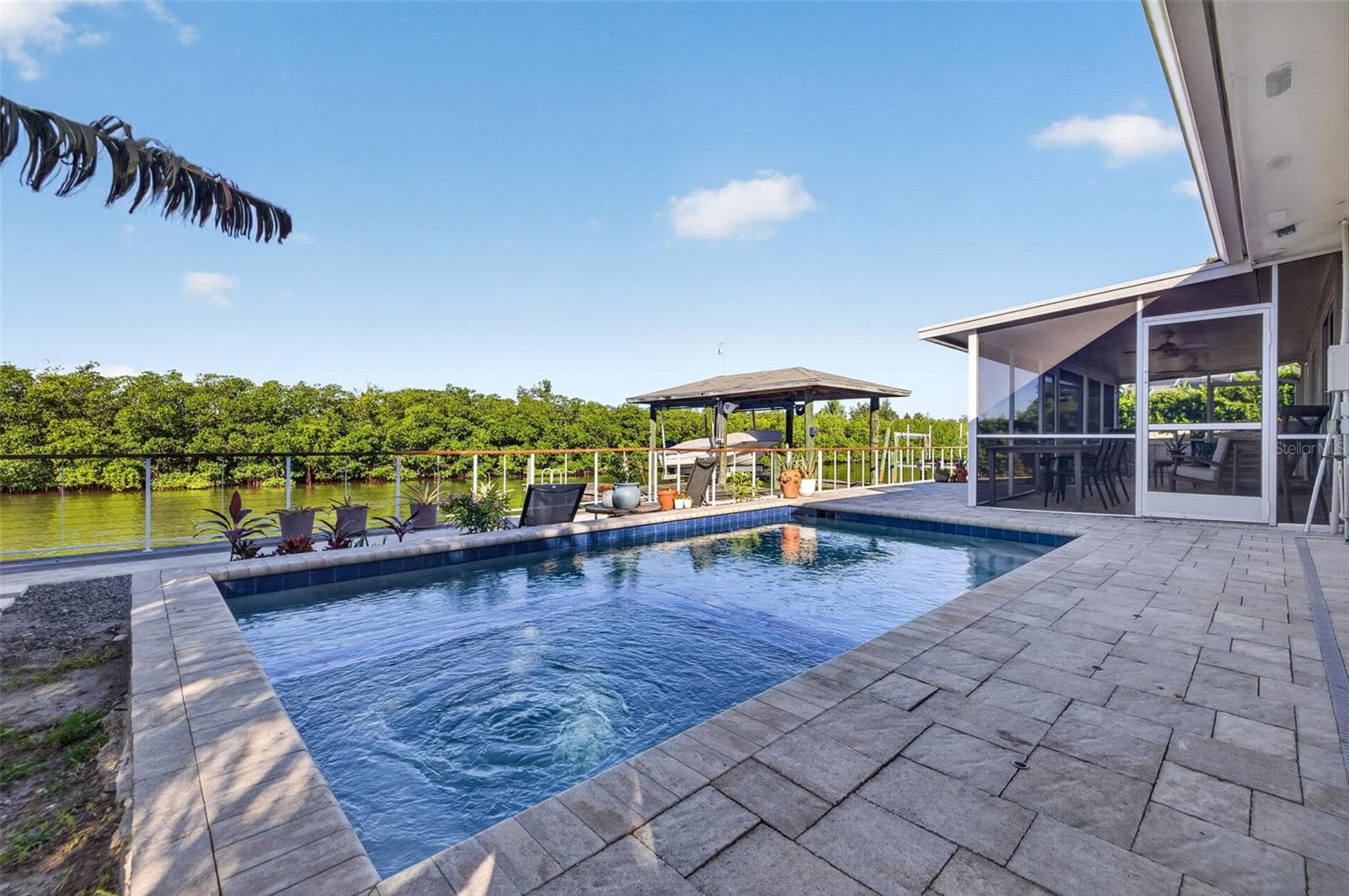 Single Family Residence at 4606 BAY CREST DR, TAMPA, photo 44 of 57