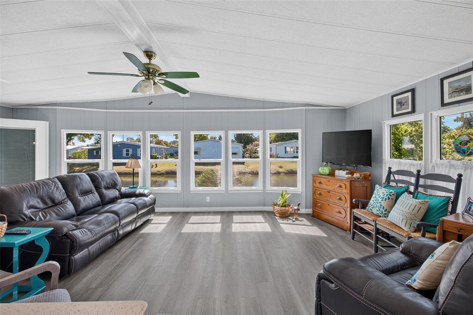 Ample light from 5 south facing widows looking at the lake - 176 CLUBVIEW DR #3, SAFETY HARBOR