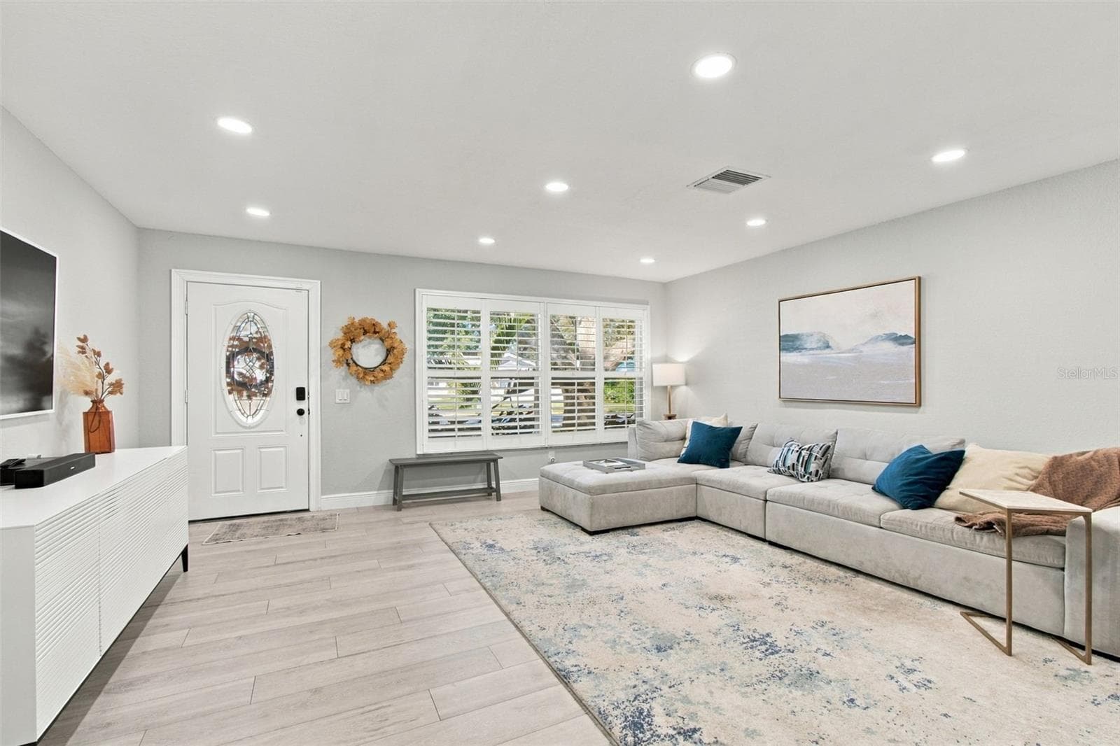 Single Family Residence at 2971 ST CROIX DR, CLEARWATER, photo 8 of 59