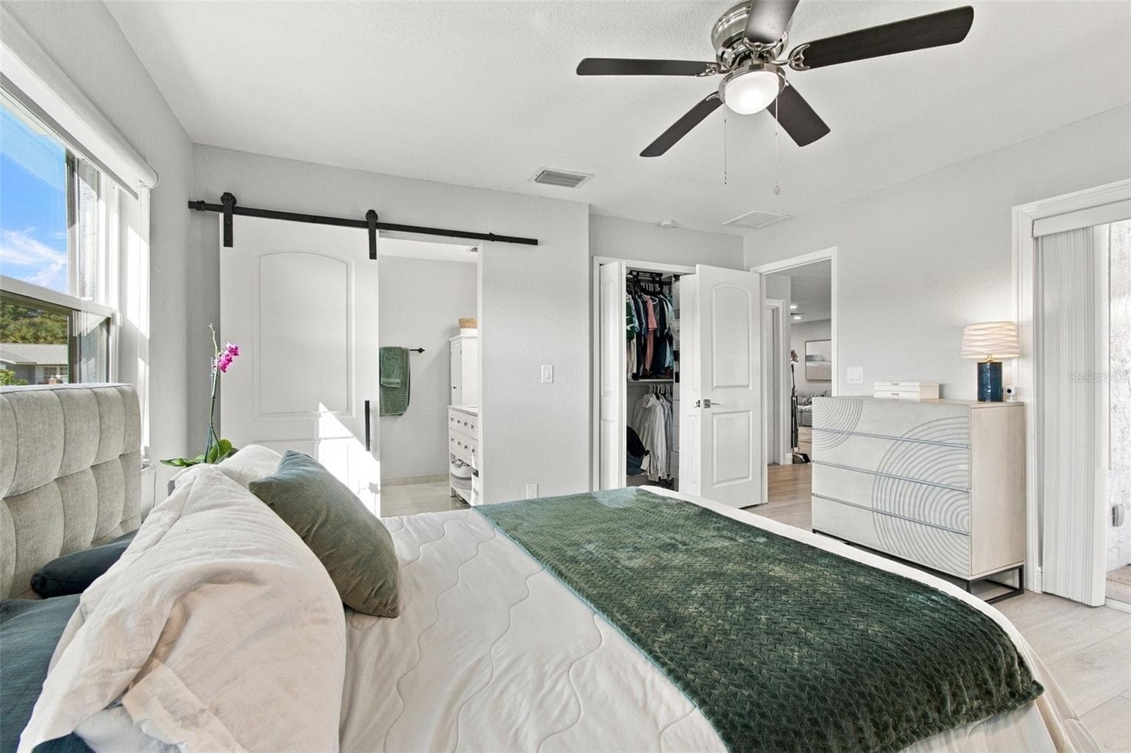 Single Family Residence at 2971 ST CROIX DR, CLEARWATER, photo 29 of 59
