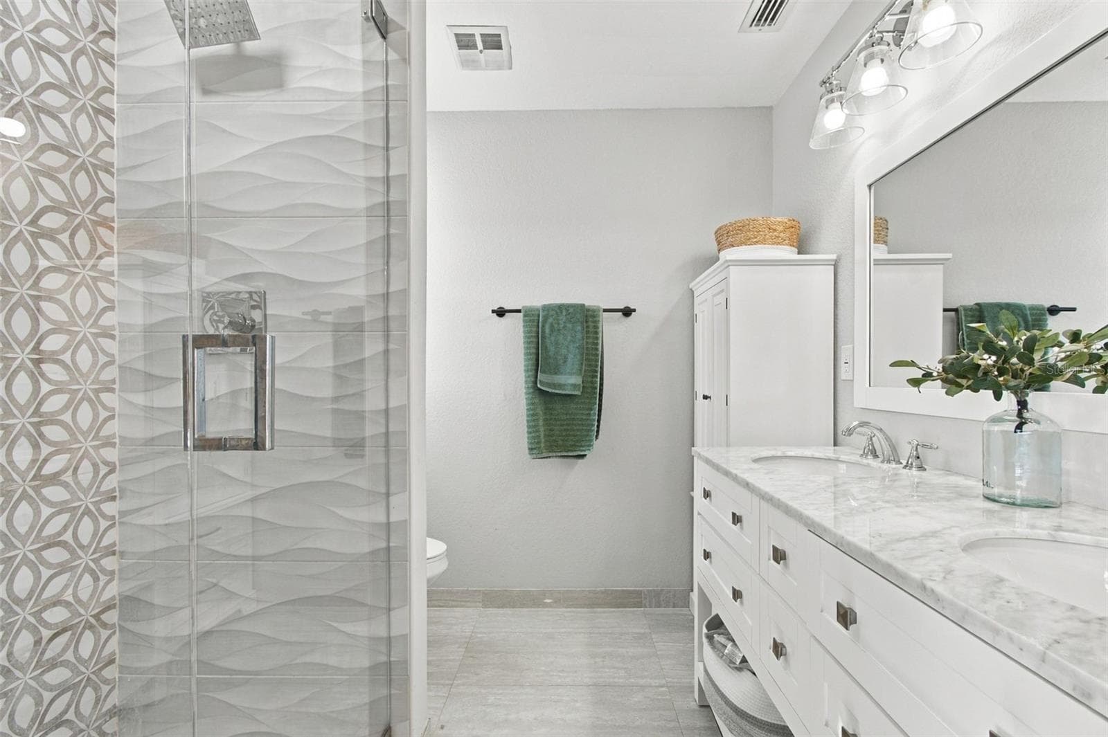 Single Family Residence at 2971 ST CROIX DR, CLEARWATER, photo 32 of 59