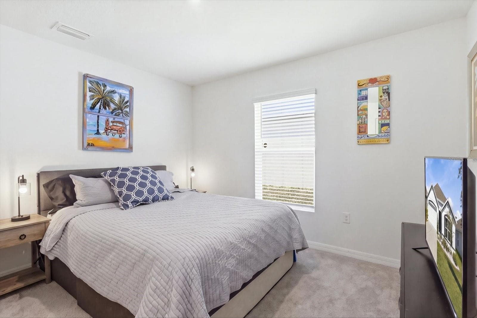 Single Family Residence at 315 W FAIRWAYS VIEW DR, BEVERLY HILLS, photo 23 of 49