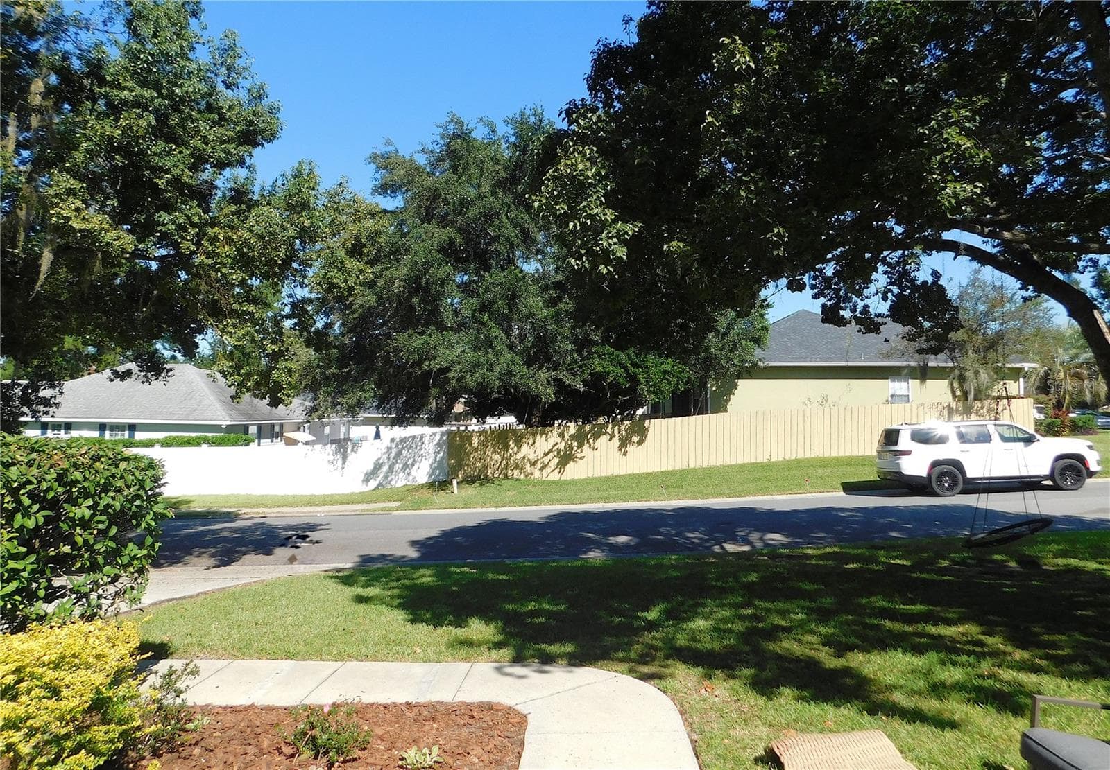 Single Family Residence at 2406 SE 23RD PL, OCALA, photo 7 of 64