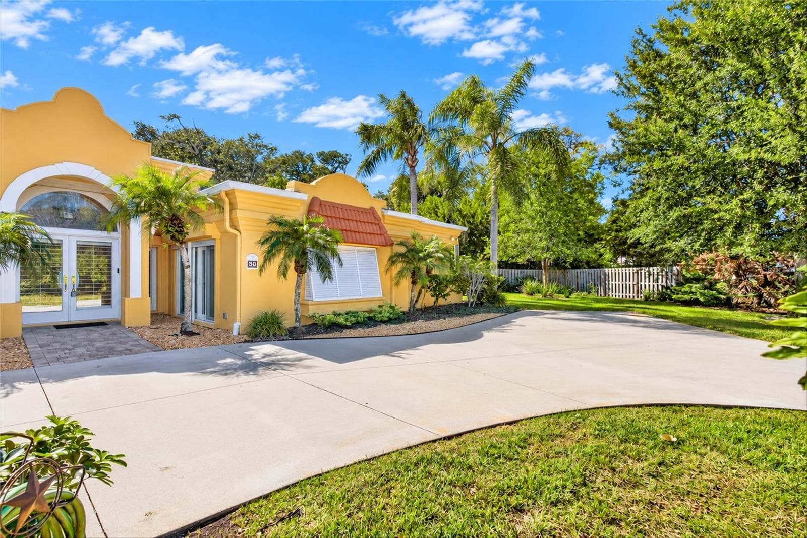 Single Family Residence at 30 BOSARVEY CIR, ORMOND BEACH, photo 73 of 86