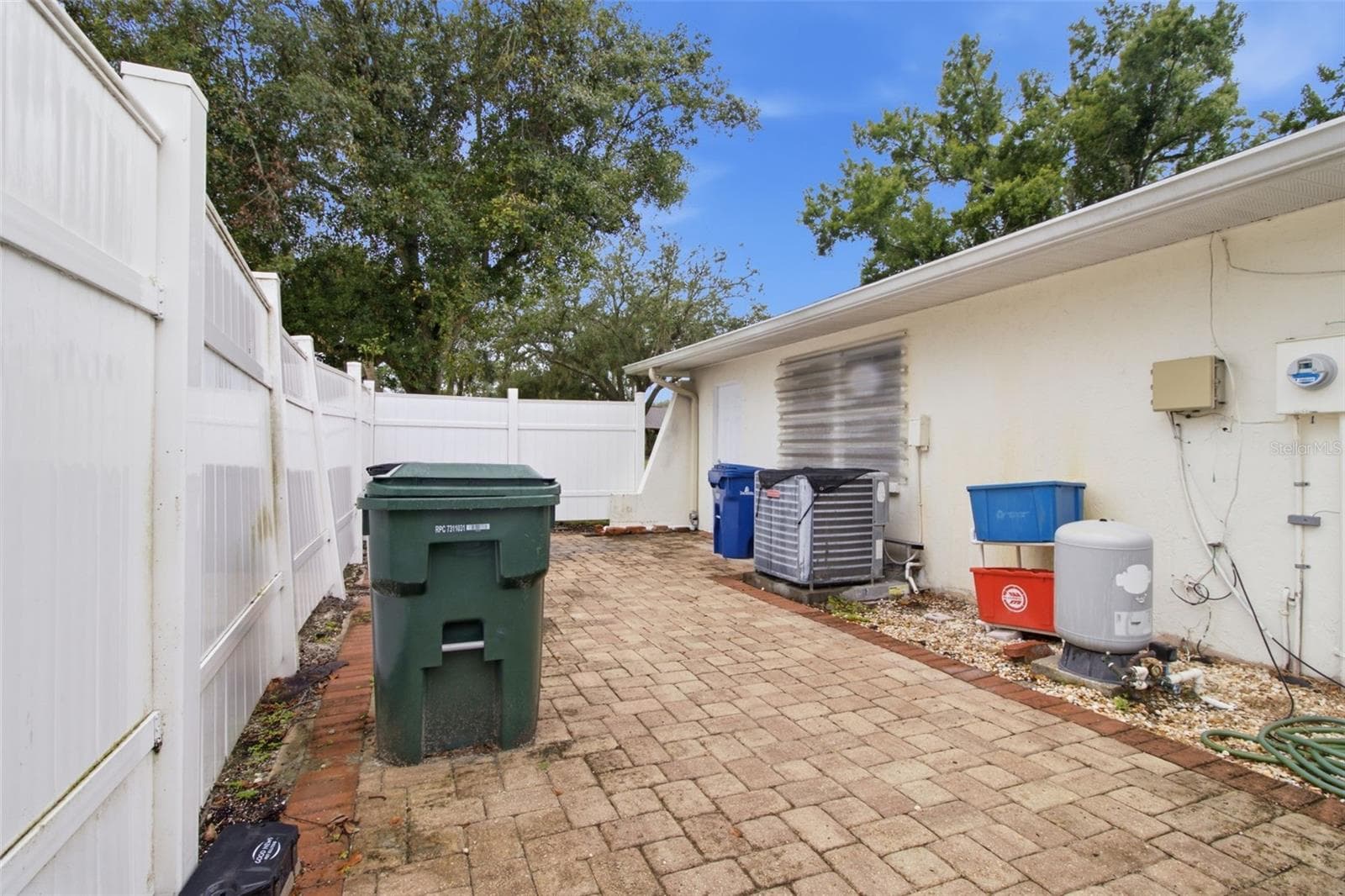 Single Family Residence at 4105 BENT TREE BLVD, SARASOTA, photo 23 of 27