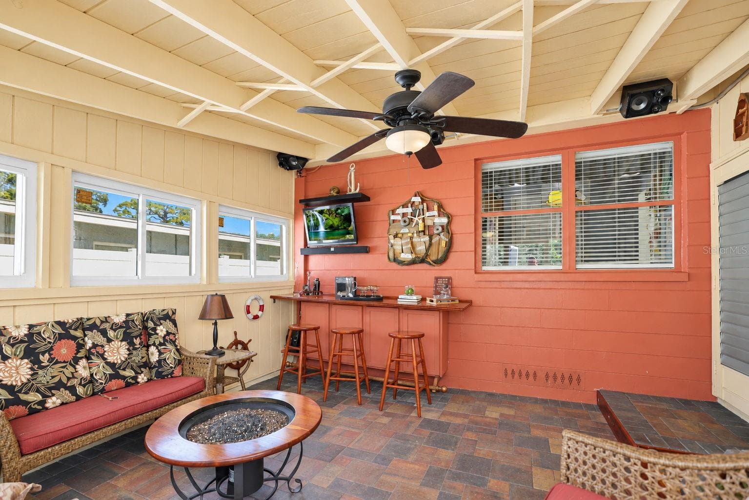 Single Family Residence at 4201 NARVAREZ WAY S, ST PETERSBURG, photo 36 of 50