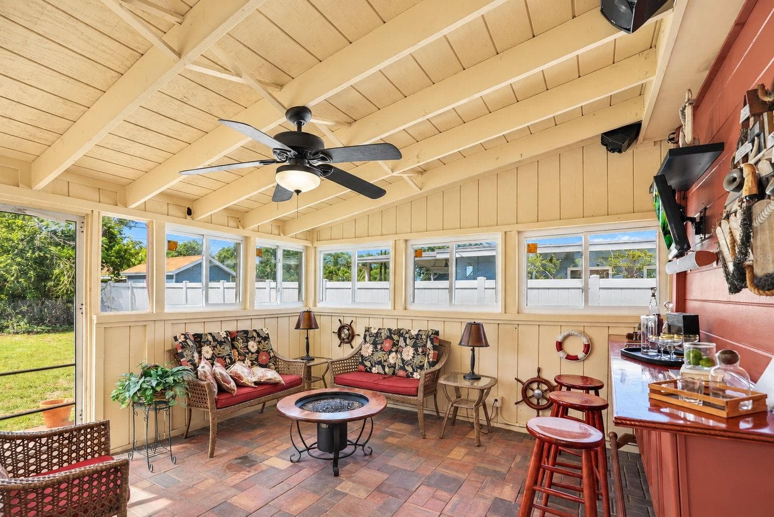 Single Family Residence at 4201 NARVAREZ WAY S, ST PETERSBURG, photo 37 of 50