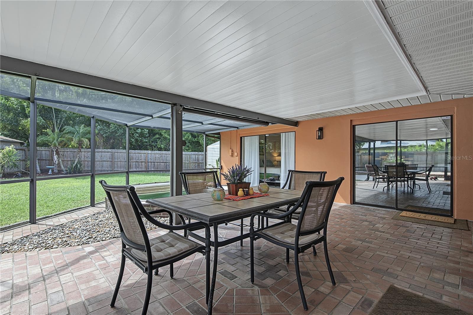 35. Freshly Painted Ceiling & Full Caged Frame too! - 112 PEACOCK CIR, SAFETY HARBOR