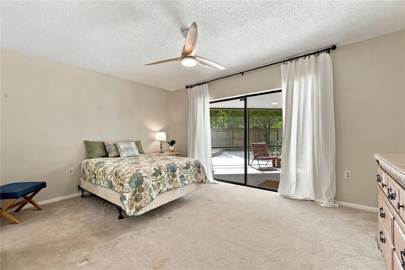 64. Bedroom #2 (11.7 x 15') is About the Same Size as the Primary Bedroom.. a King Size Bed Fits Easily in this Room.. - 112 PEACOCK CIR, SAFETY HARBOR