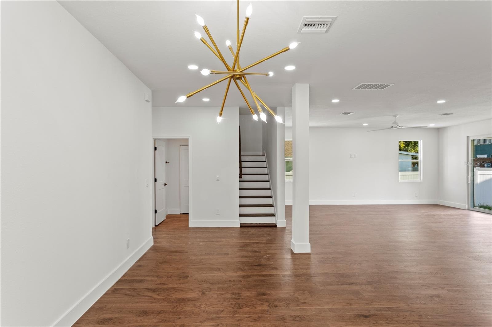 Single Family Residence at 6828 S DESOTO ST, TAMPA, photo 6 of 43