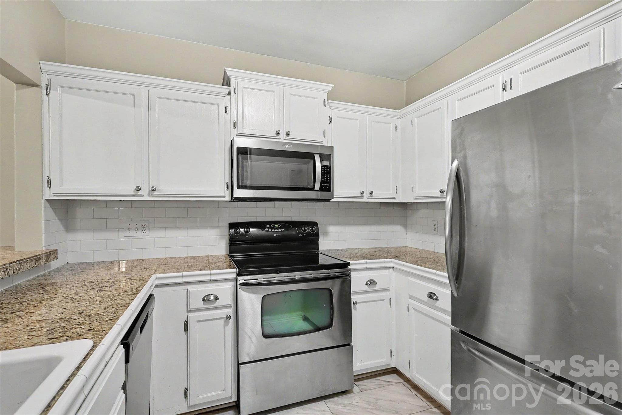 Condominium at 3200 Selwyn Farms Lane, Charlotte, photo 5 of 24