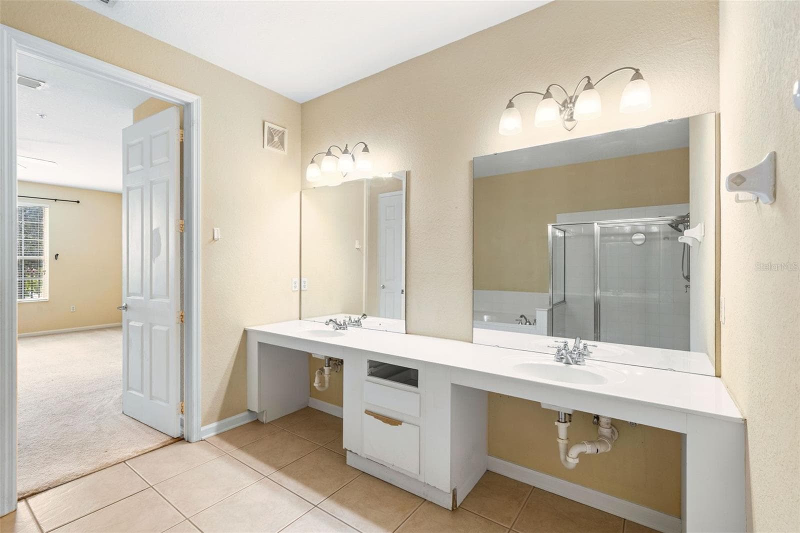 Condominium at 5036 SHOREWAY LOOP #10205, ORLANDO, photo 18 of 22