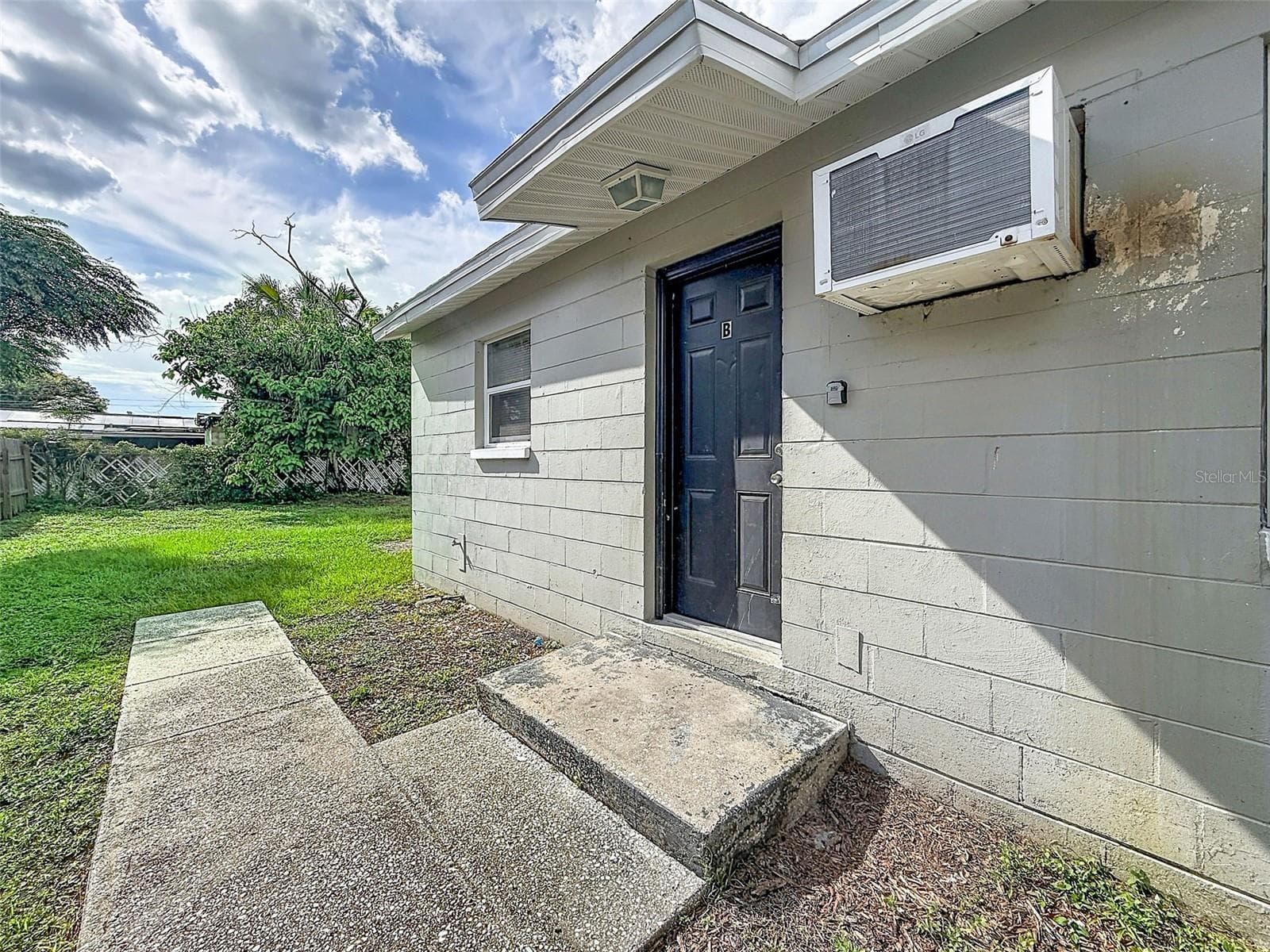 Duplex at 3216 N 48TH ST, TAMPA, photo 6 of 22