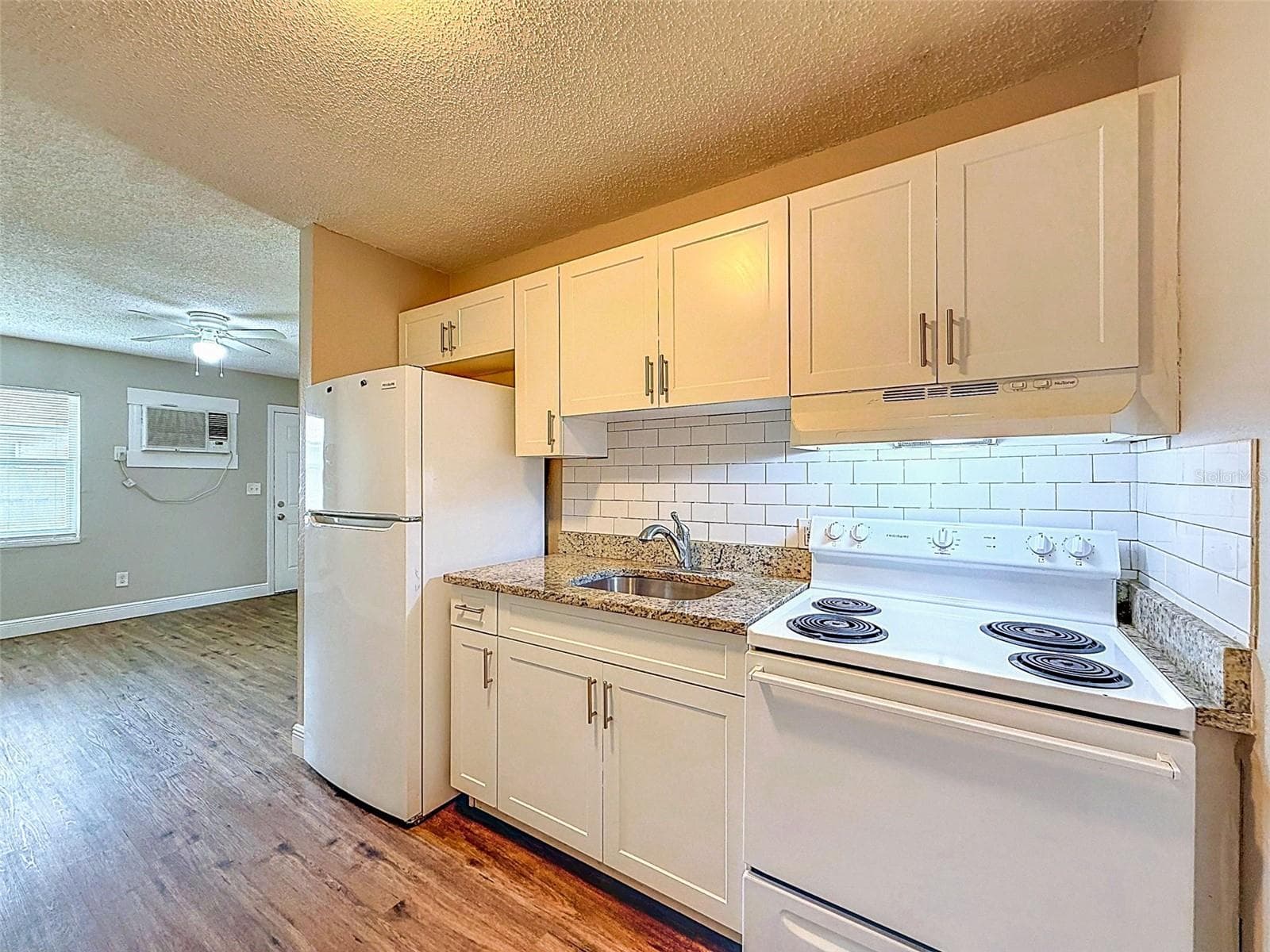 Duplex at 3216 N 48TH ST, TAMPA, photo 10 of 22