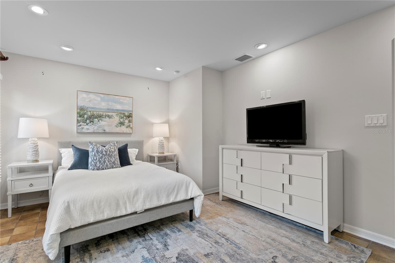 first level guest suite - 4922 W BAY WAY PL, TAMPA