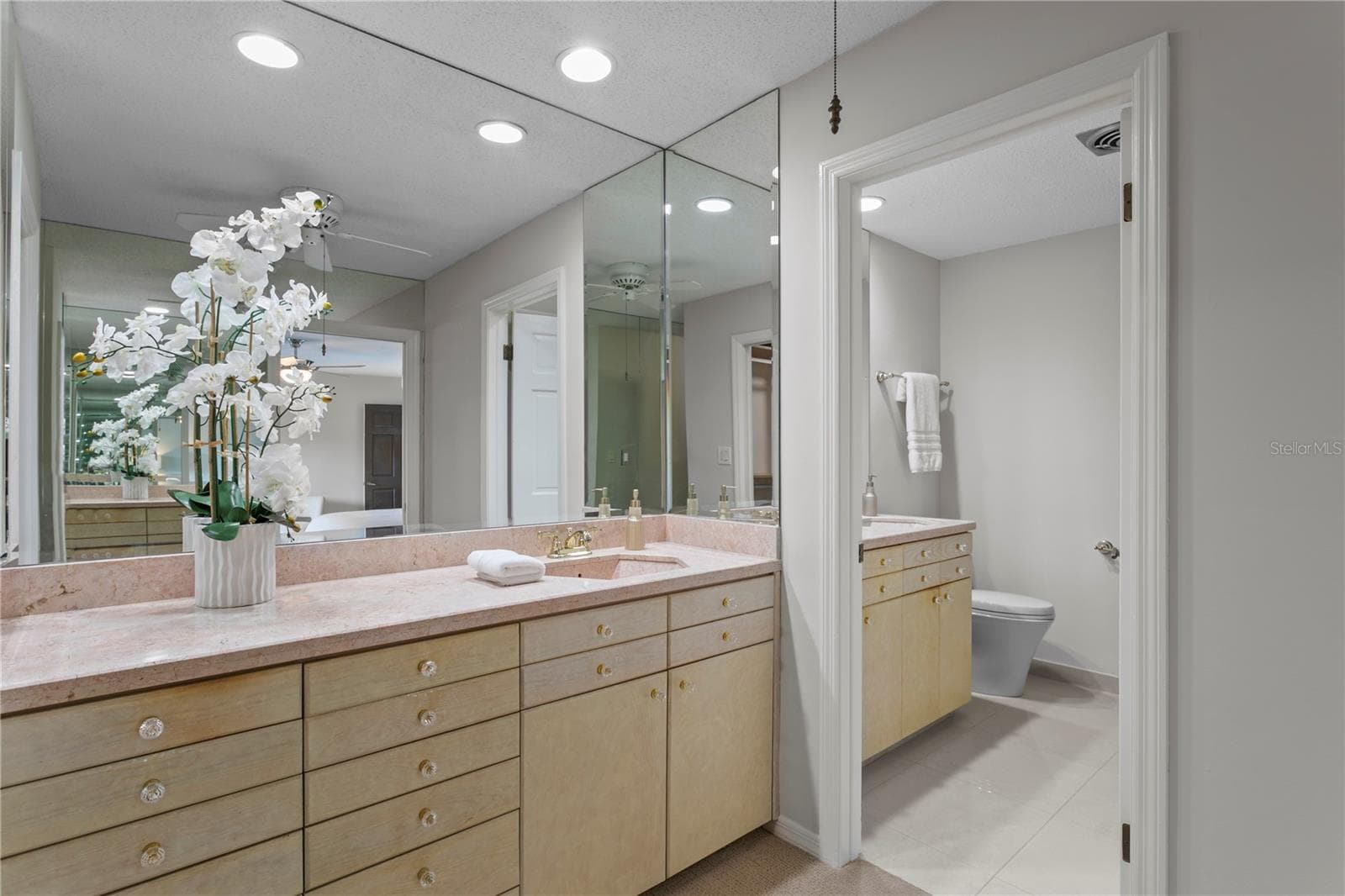 Primary Bath - 4922 W BAY WAY PL, TAMPA