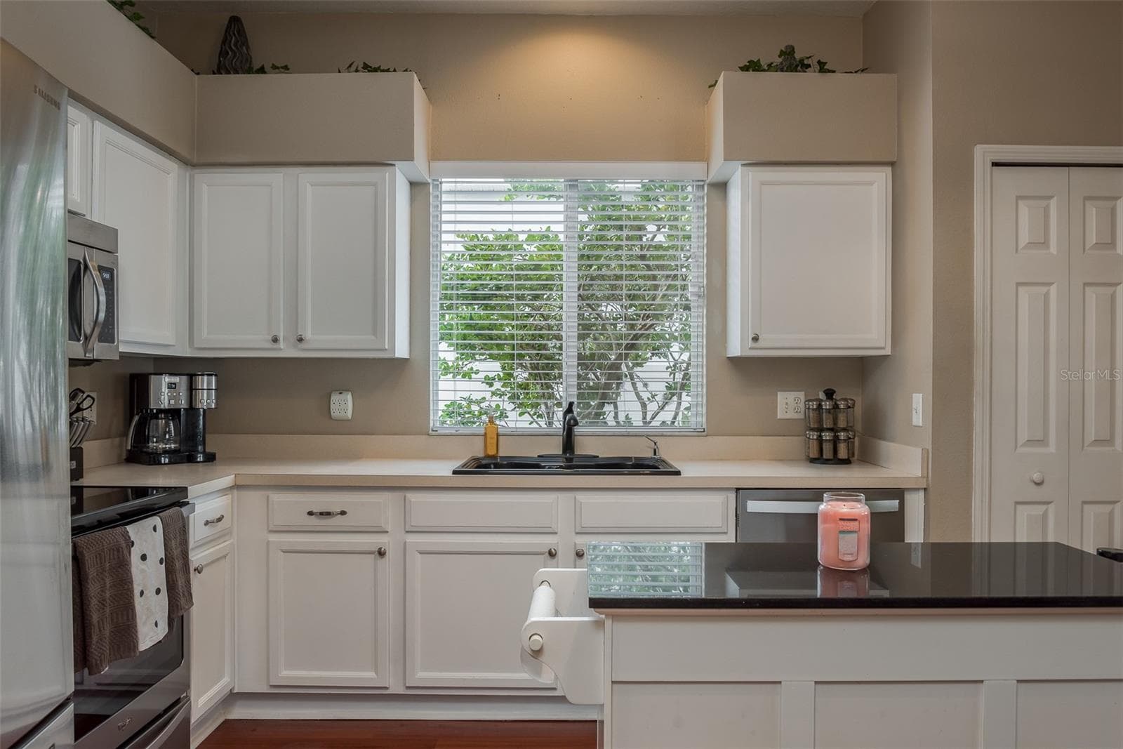 Single Family Residence at 1633 SHADY OAKS DR, OLDSMAR, photo 18 of 53