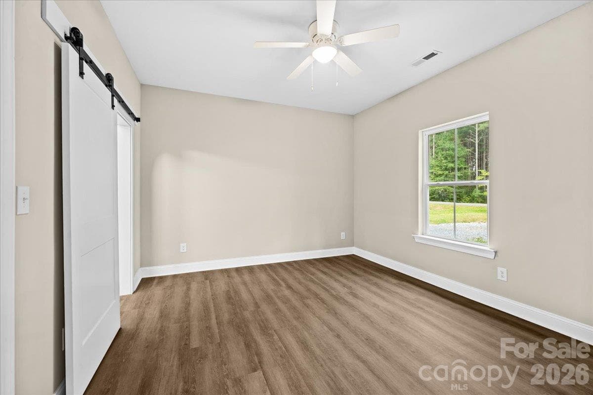 Single Family Residence at 318 Stanback Street, Mount Gilead, photo 16 of 34