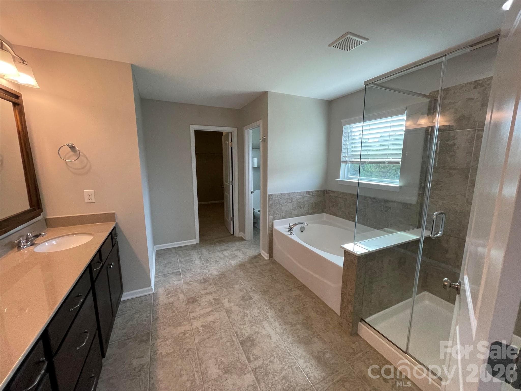 Single Family Residence at 6065 Durango Way, Denver, photo 4 of 42