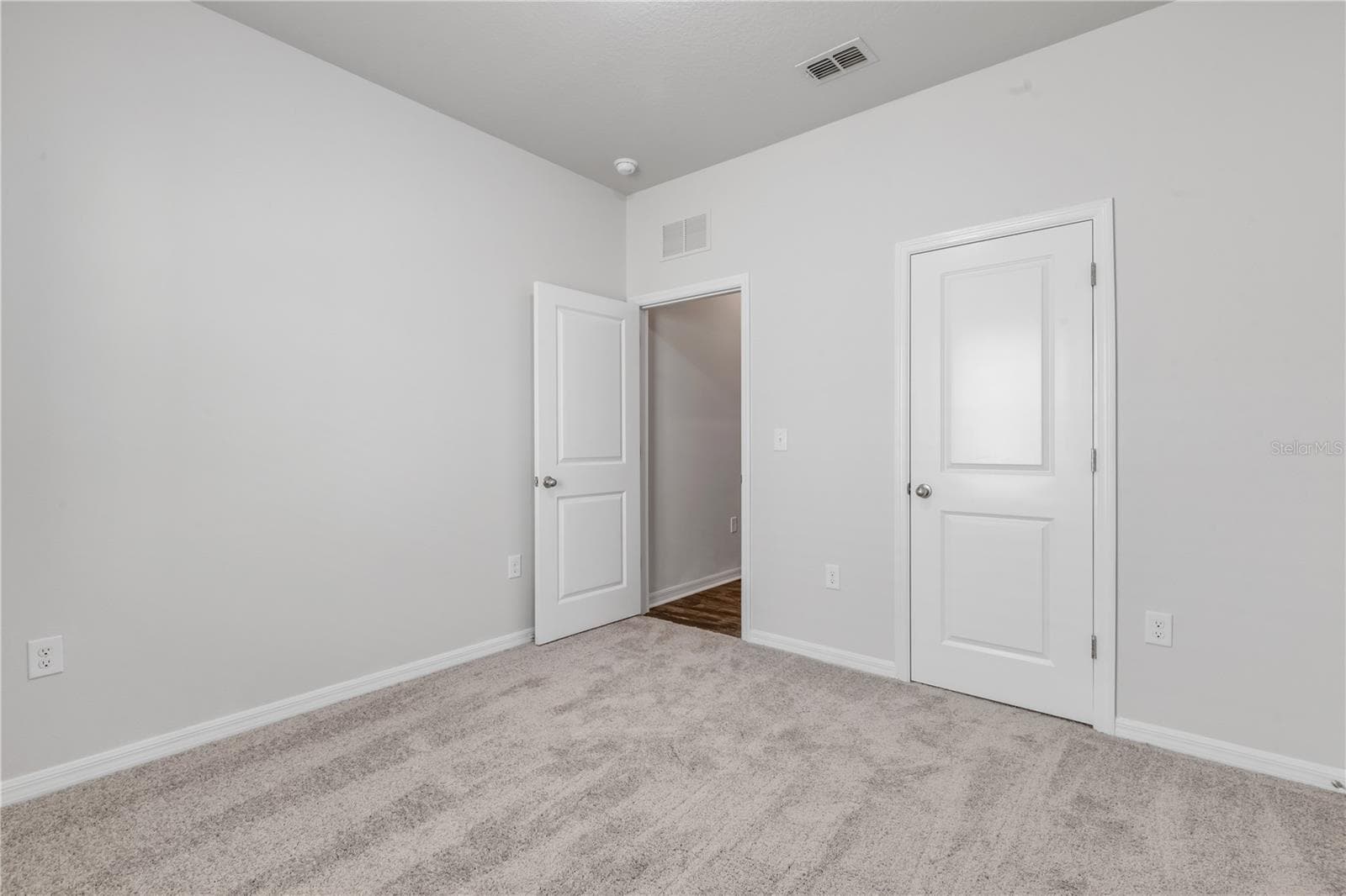 Single Family Residence at 2842 NEVERLAND DR, NEW SMYRNA BEACH, photo 10 of 31