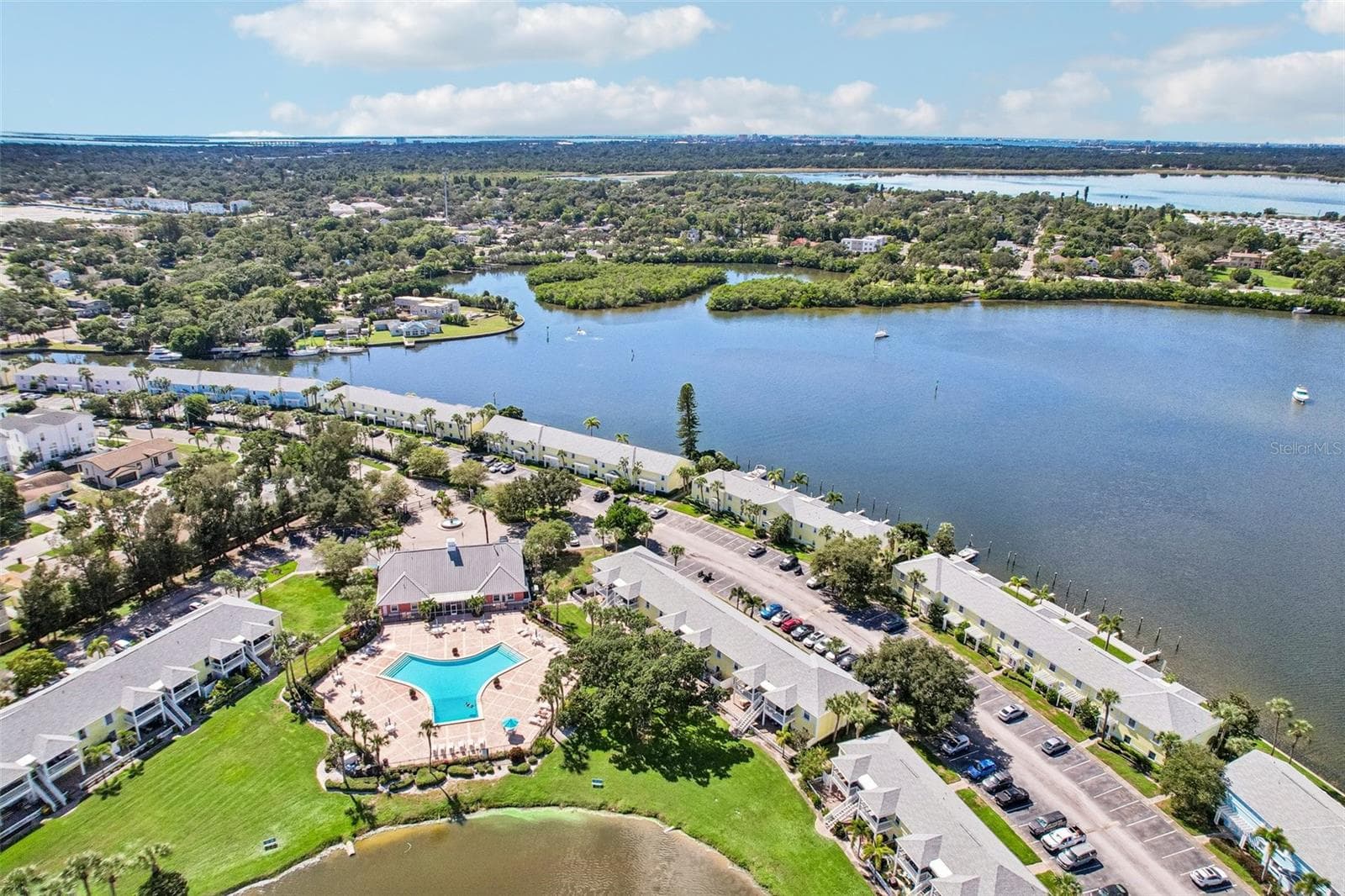 Condominium at 102 POMPANO DR SE #D, ST PETERSBURG, photo 61 of 62