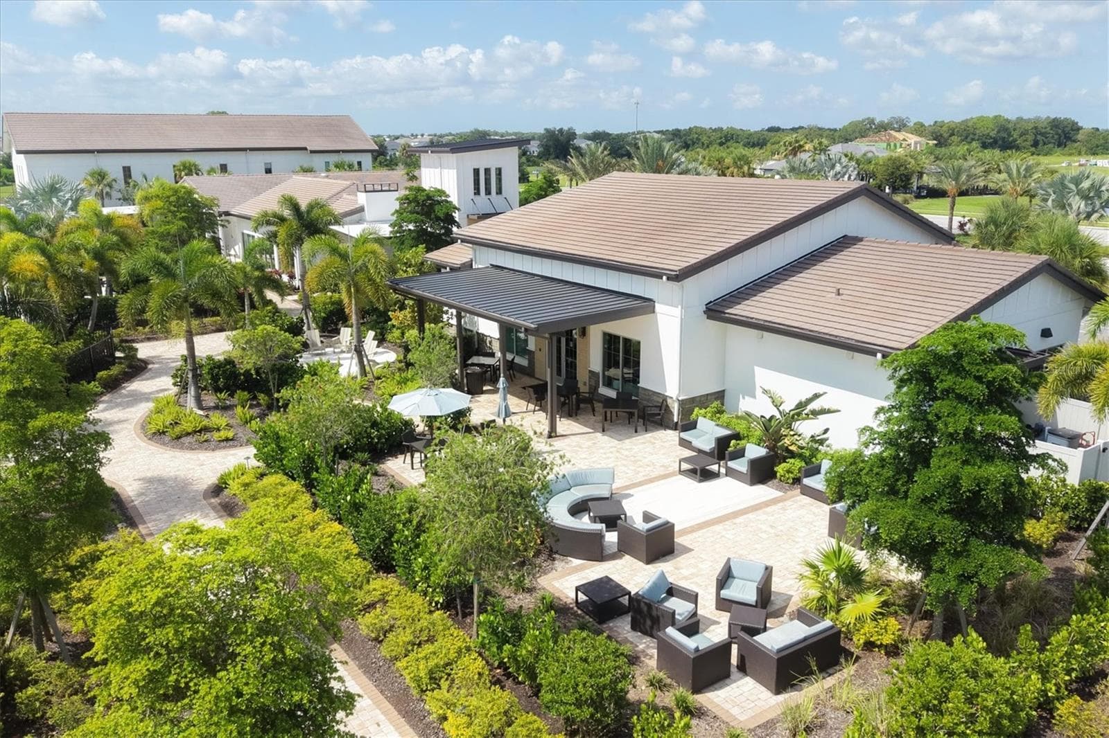Single Family Residence at 4312 SPRINGHOUSE CIR, LAKEWOOD RANCH, photo 71 of 76