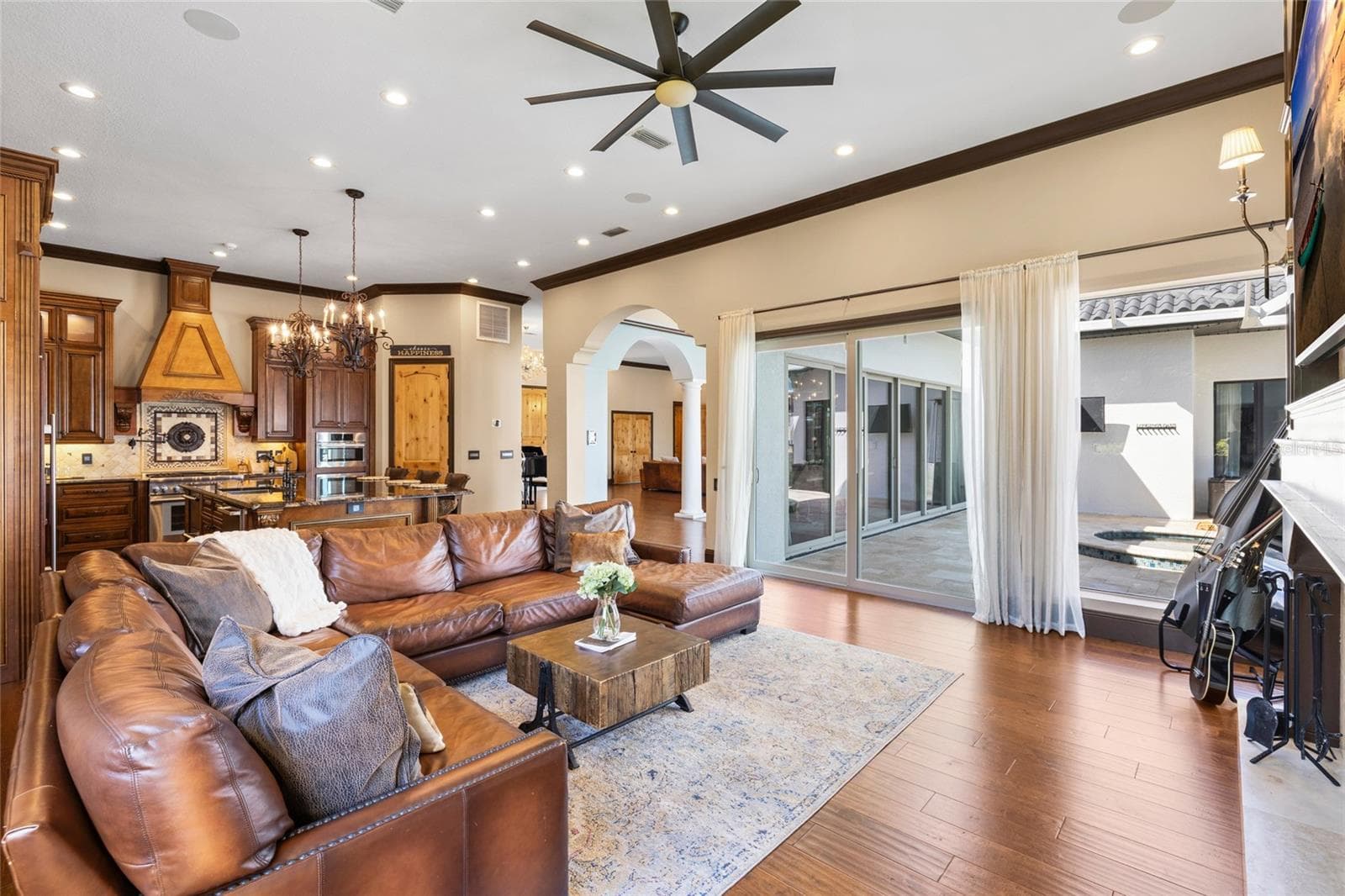 Single Family Residence at 9805 COMPASS POINT WAY, TAMPA, photo 27 of 98