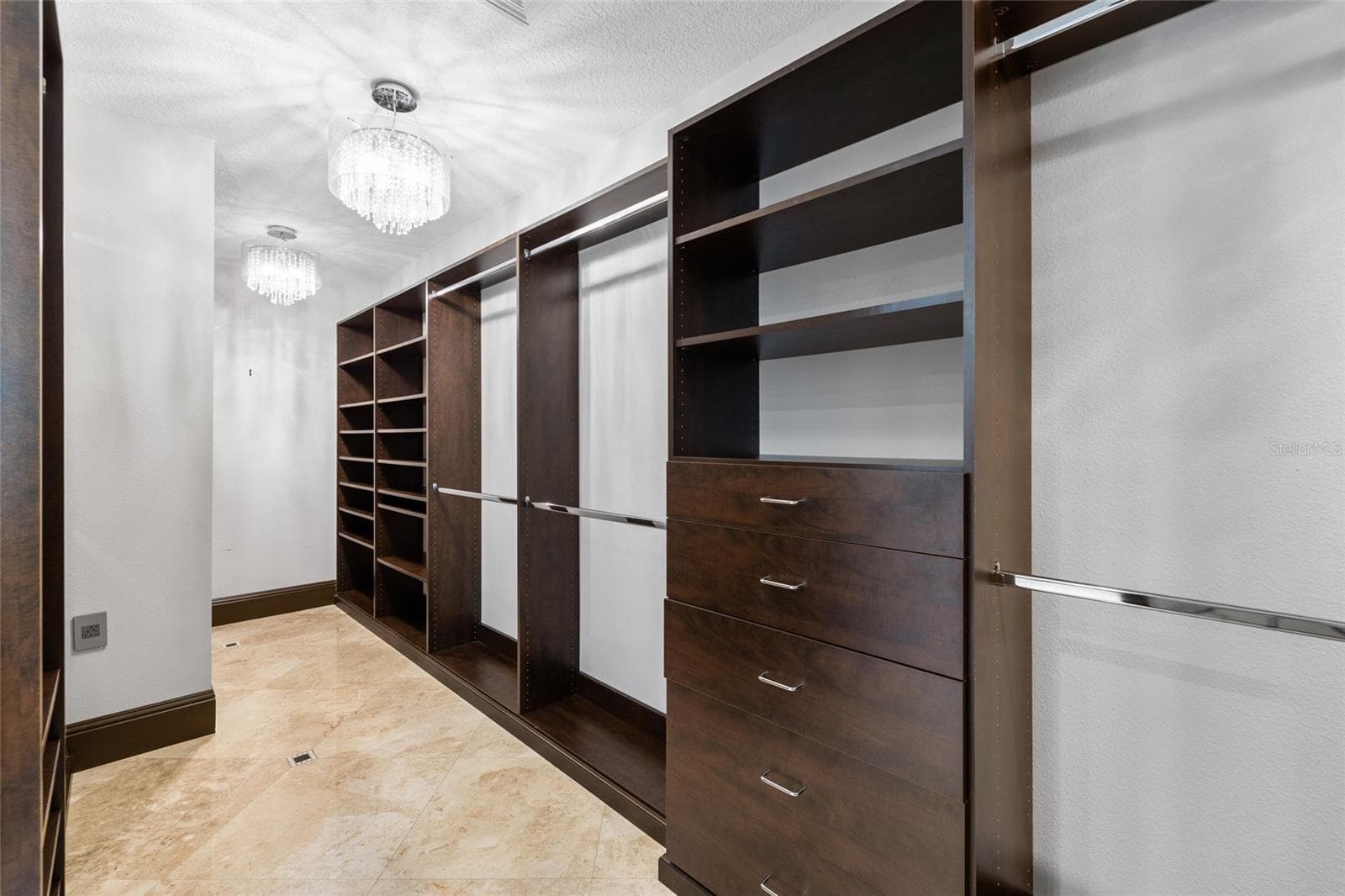 Master bedroom walk in closet - 9805 COMPASS POINT WAY, TAMPA