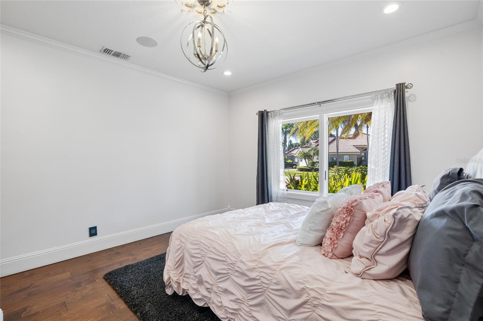 Bedroom 5 with walk in closet and ensuite bathroom - 9805 COMPASS POINT WAY, TAMPA