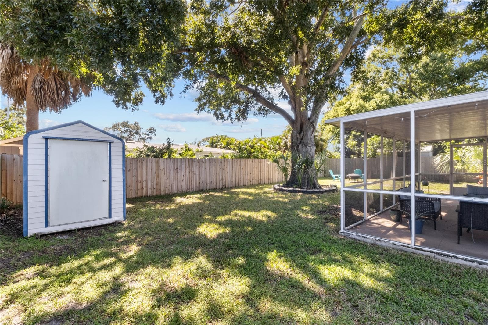 Single Family Residence at 4704 W BAY AVE, TAMPA, photo 26 of 30