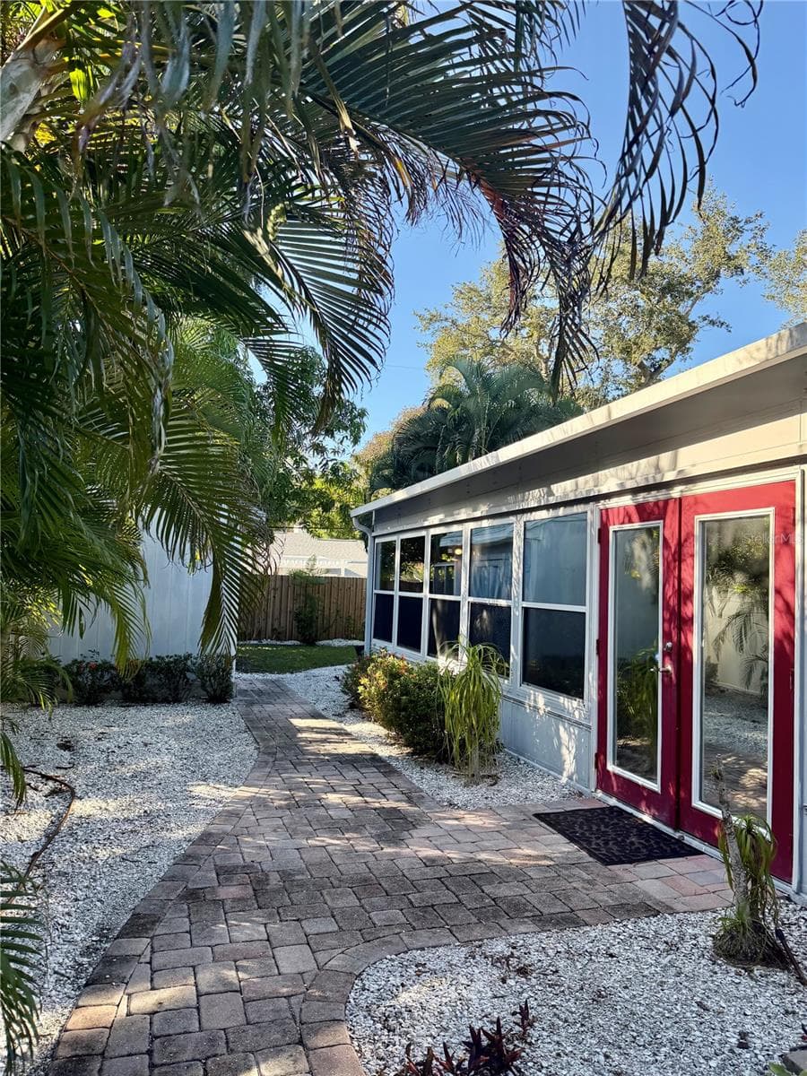 East Side View - 6250 13TH AVE S, GULFPORT