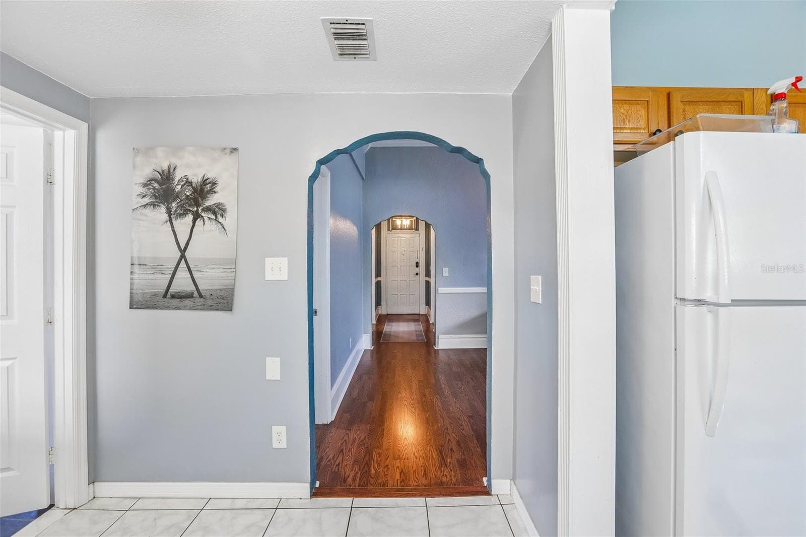 Single Family Residence at 2318 W CORDELIA ST, TAMPA, photo 11 of 32