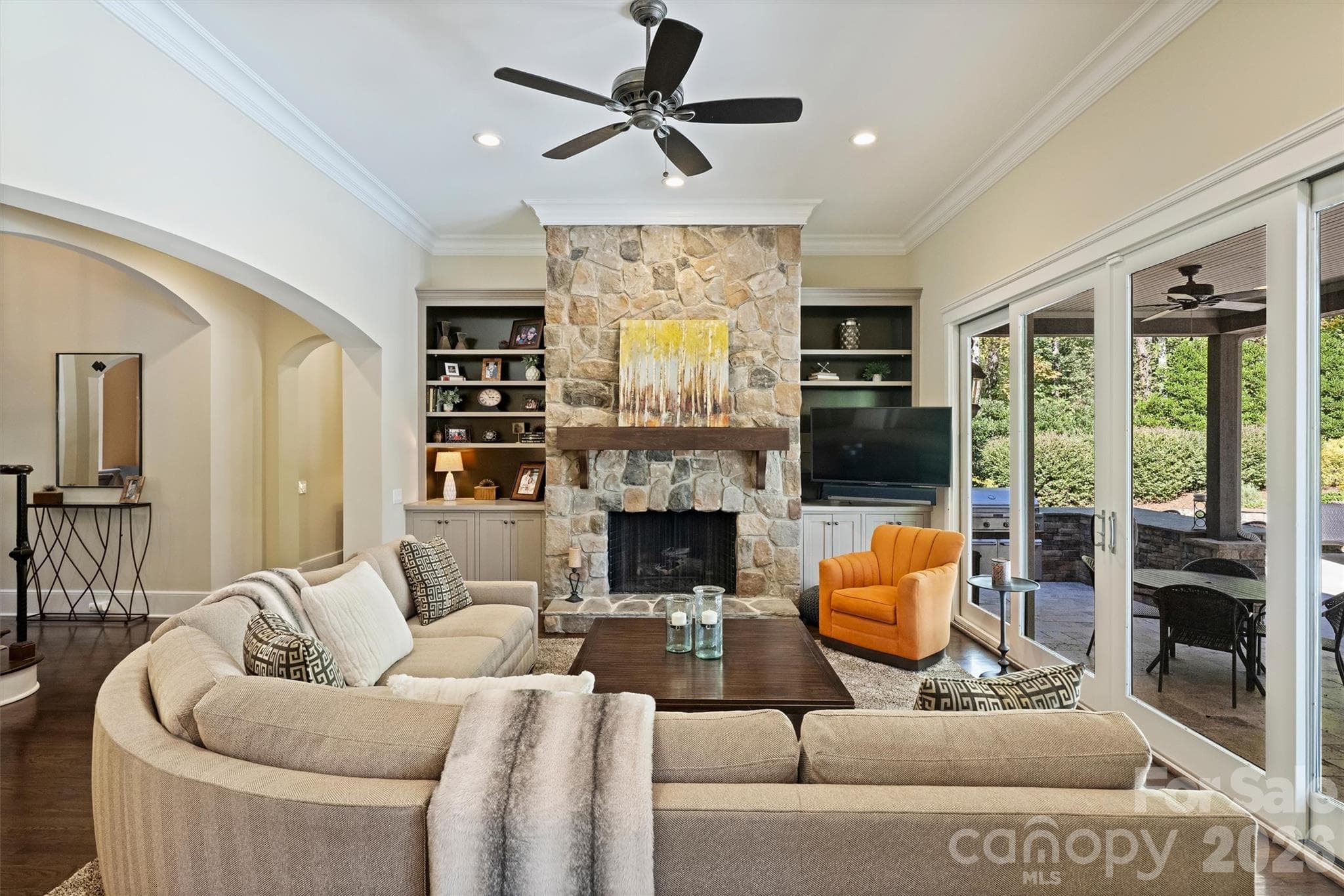 Family Room - 134 Wellfleet Lane, Mooresville