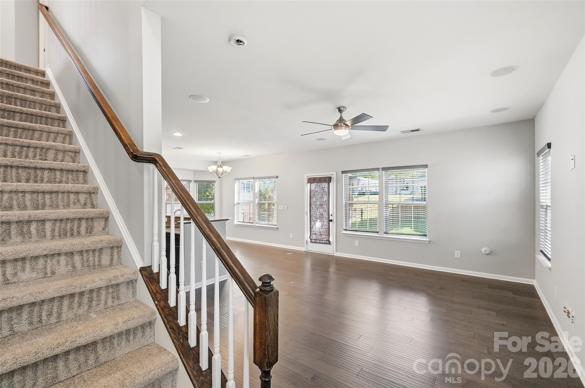 Single Family Residence at 1823 Fleetwood Drive, Charlotte, photo 8 of 48