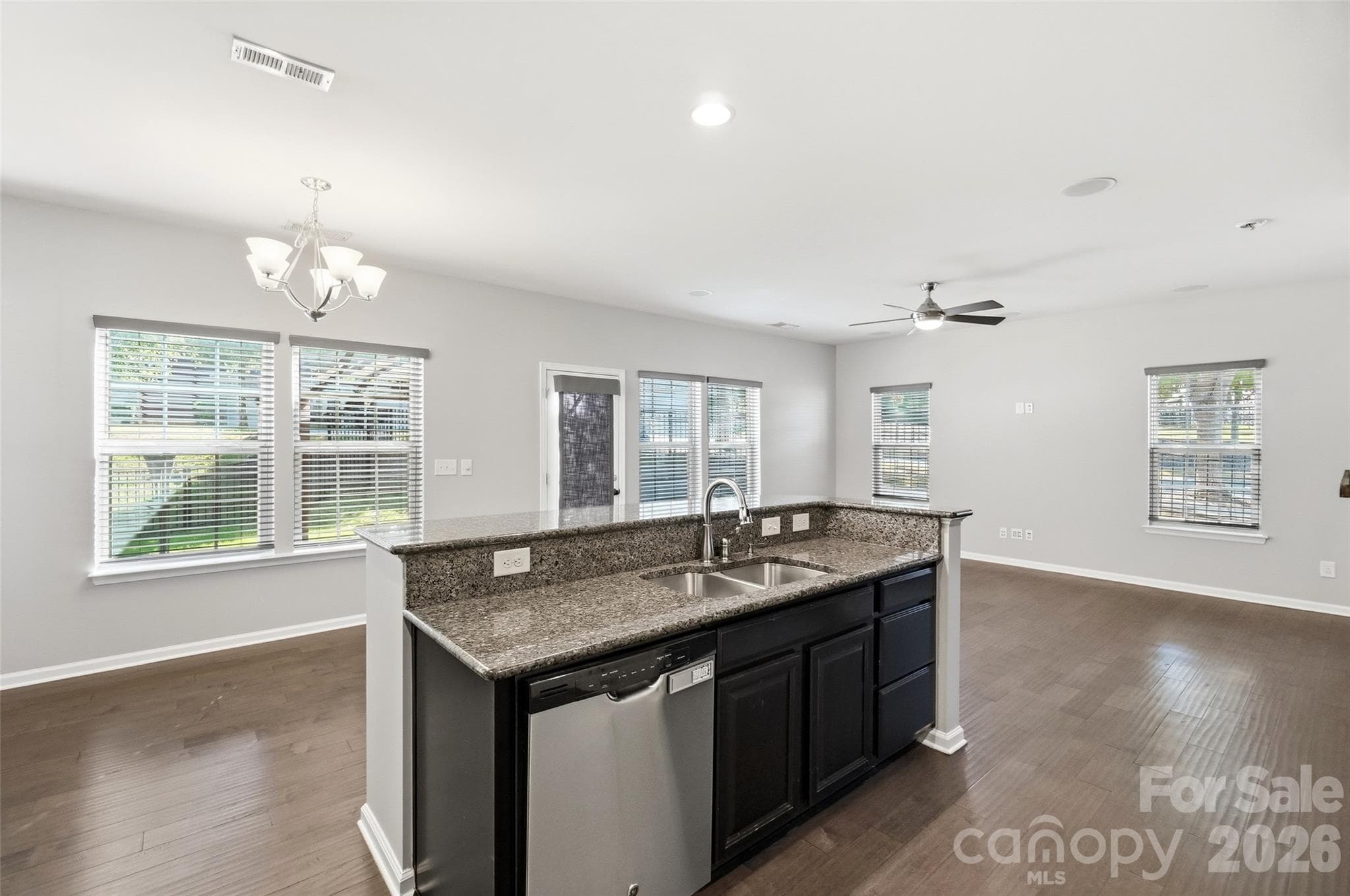 Single Family Residence at 1823 Fleetwood Drive, Charlotte, photo 22 of 48