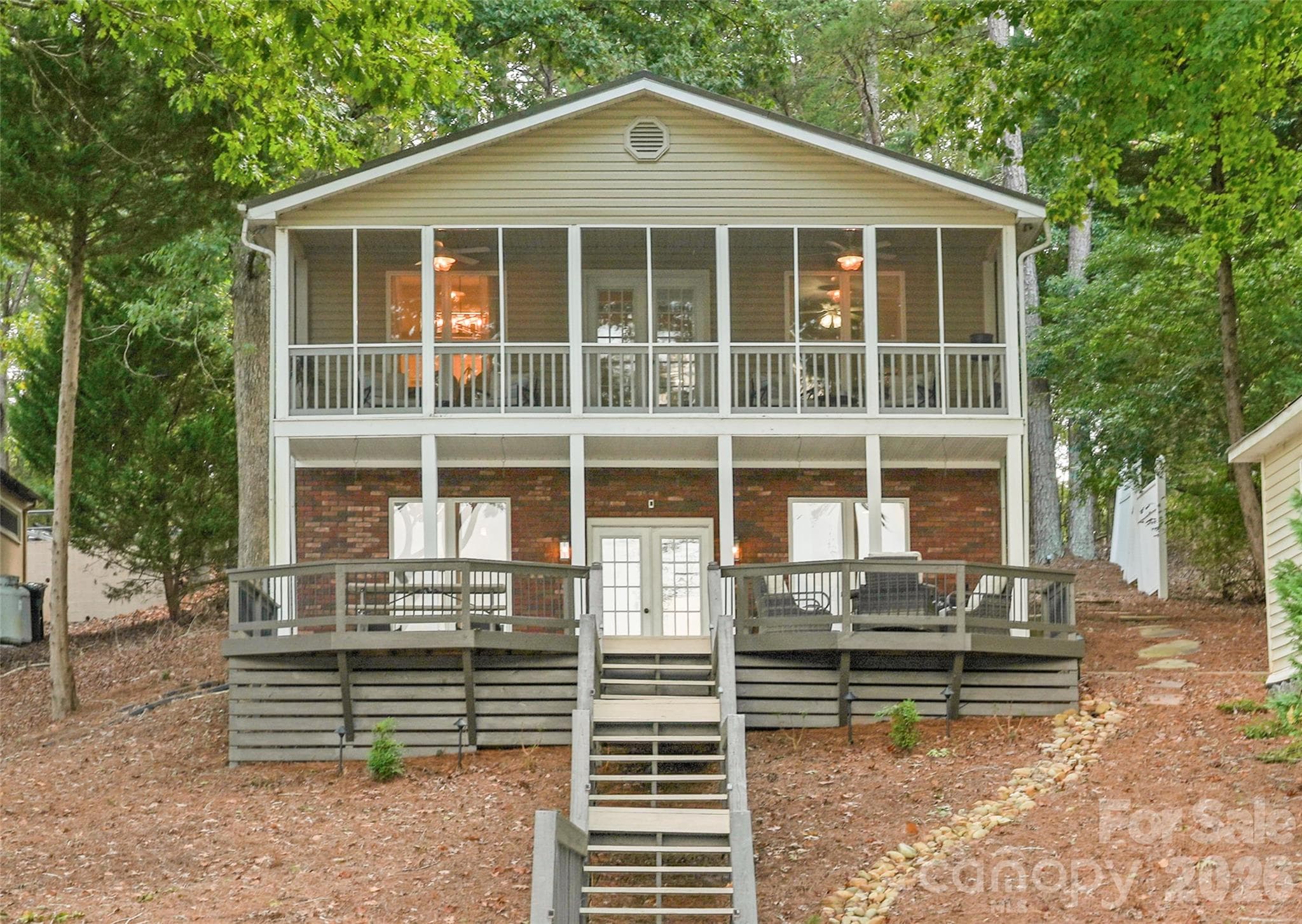544 Deerfield Road