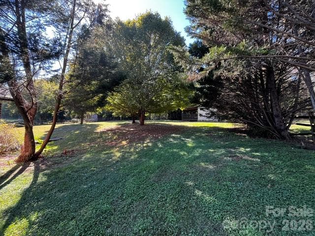 Single Family Residence at 1110 Highland Creek Drive, Salisbury, photo 3 of 22