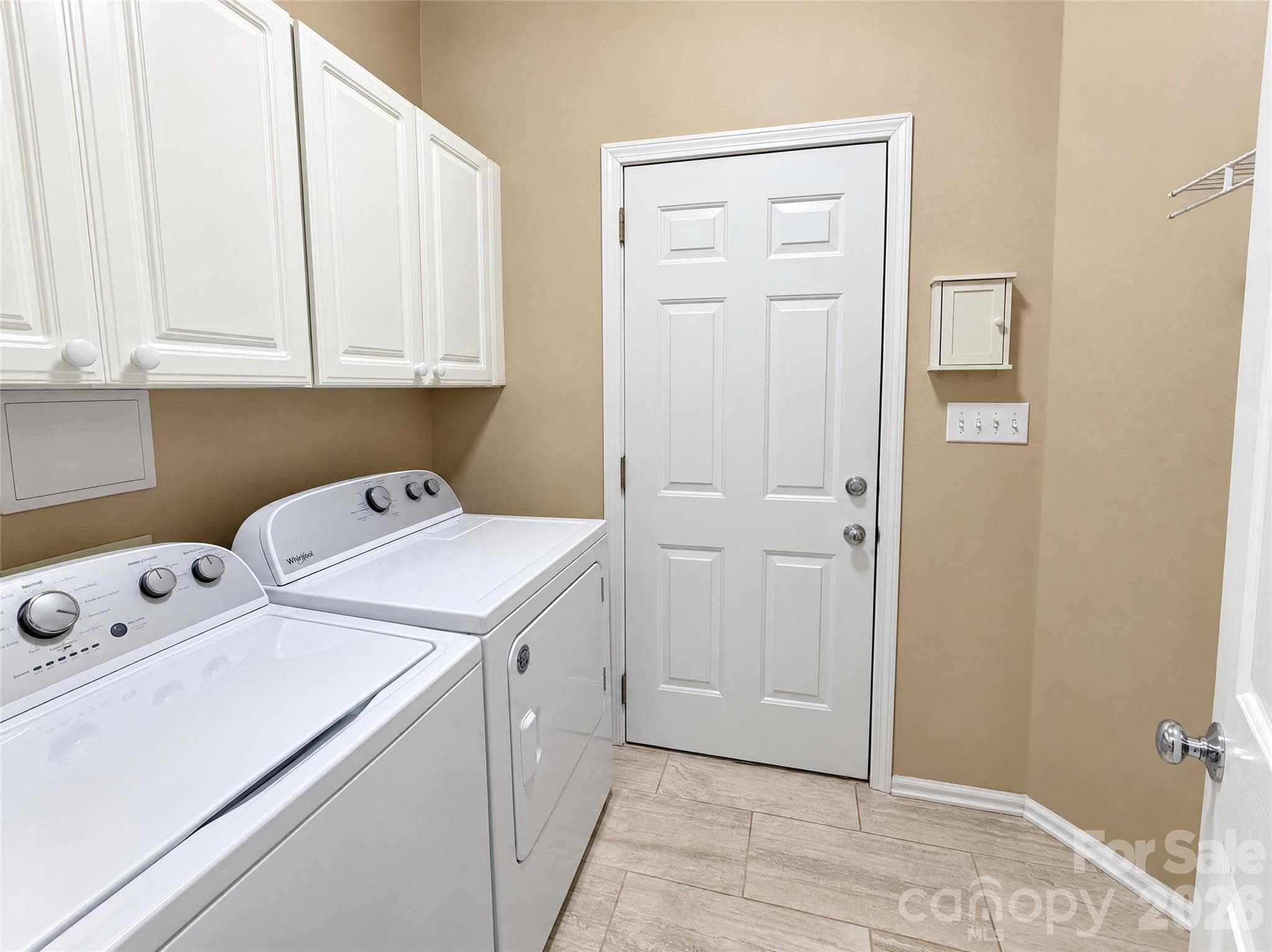 Single Family Residence at 11113 Asbury Chapel Road, Huntersville, photo 21 of 28