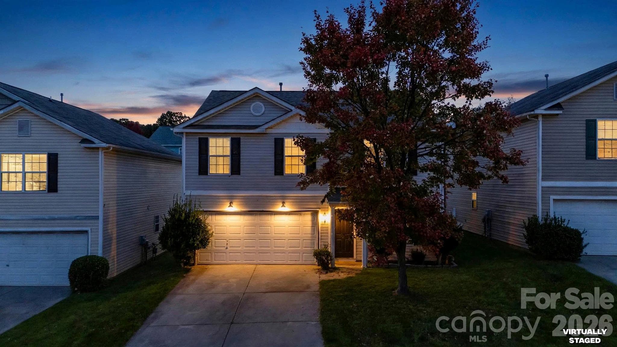 Single Family Residence at 5019 Patricia Ann Lane, Charlotte, photo 2 of 32