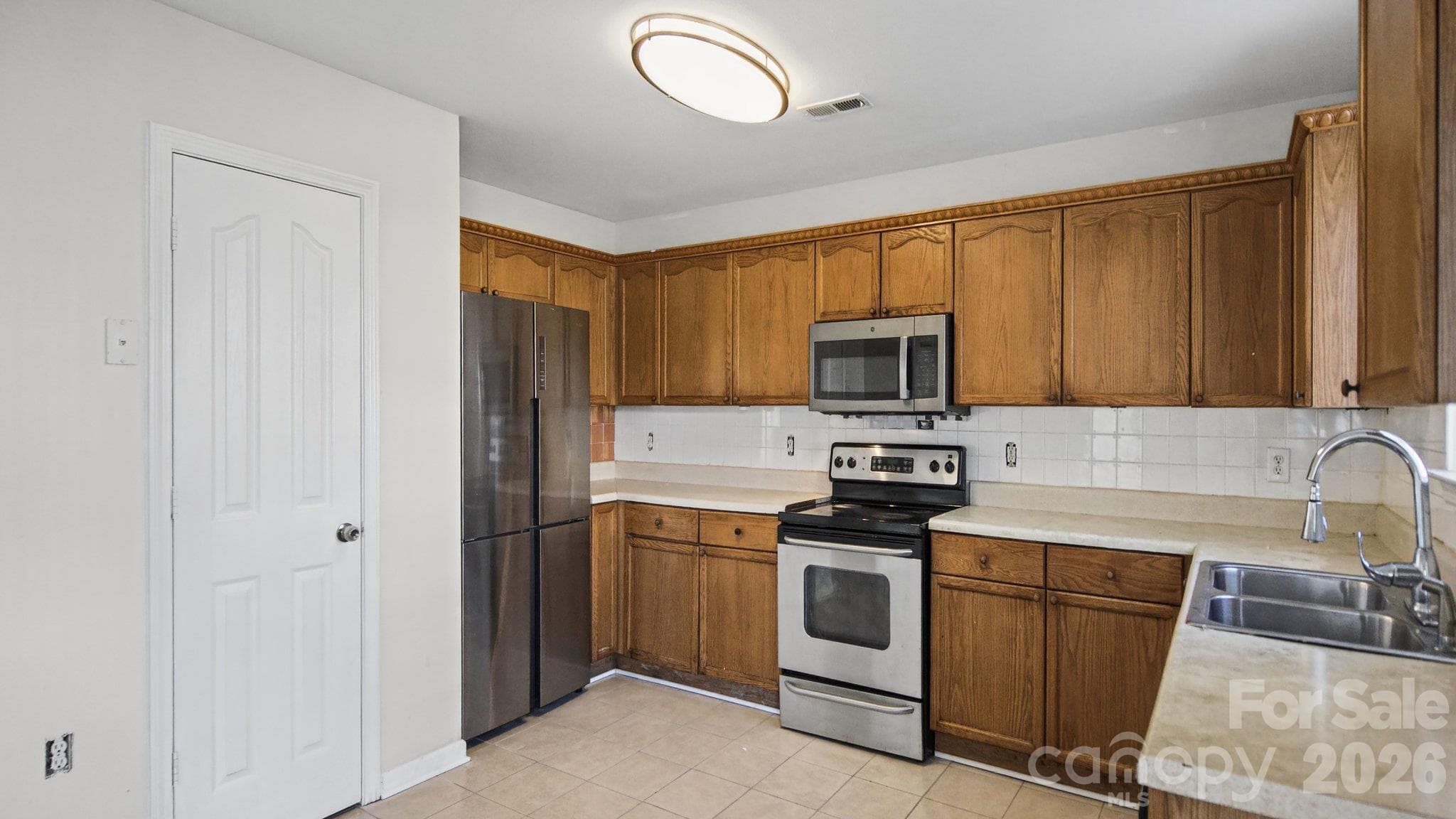 Single Family Residence at 5019 Patricia Ann Lane, Charlotte, photo 13 of 32